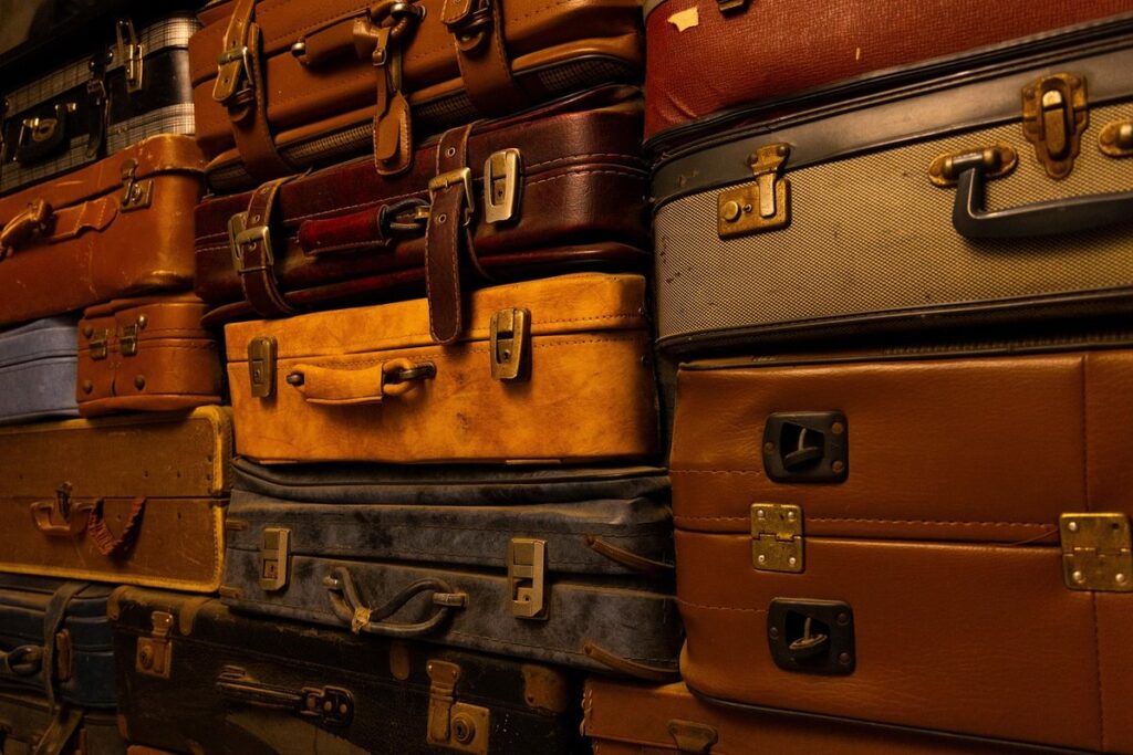 how to clean luggage
