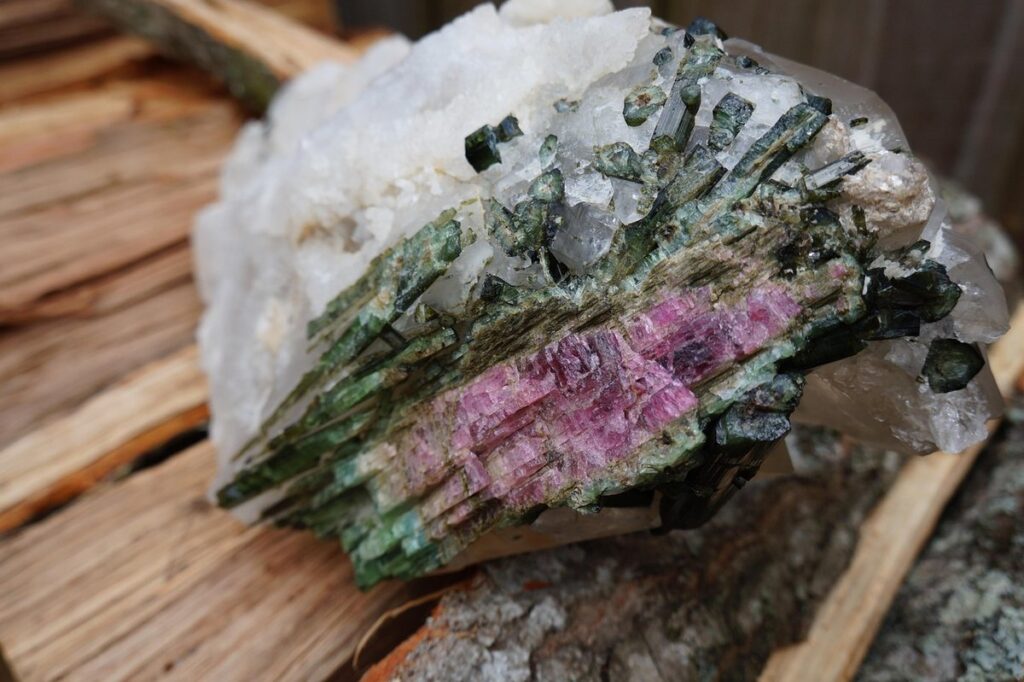 different colors of tourmaline