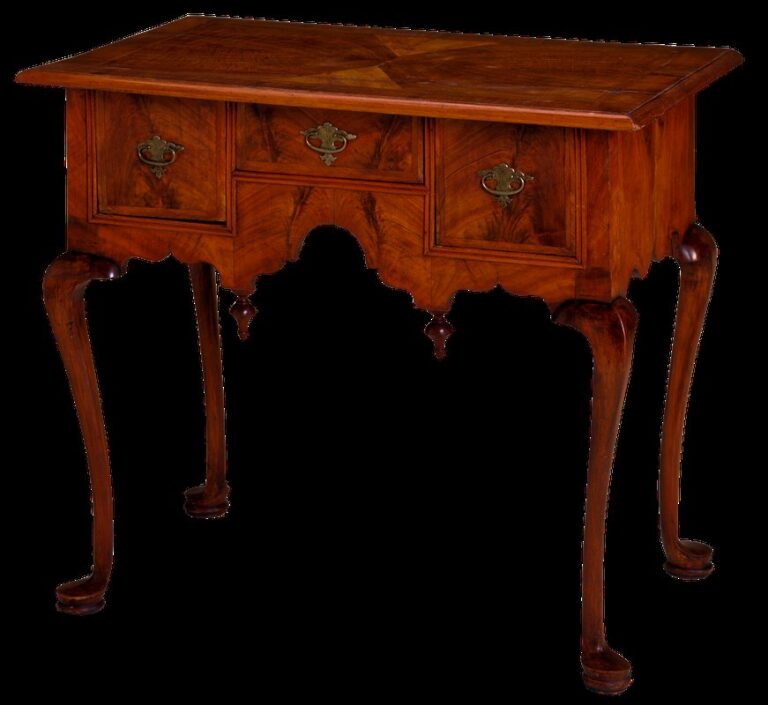 antique style dressing table