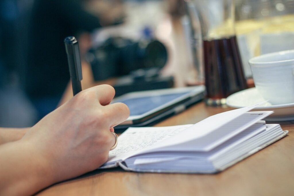 what is journal writing