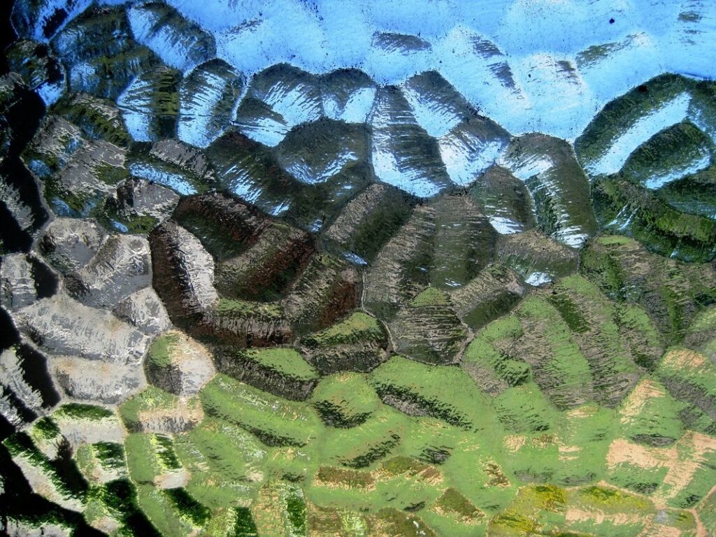 how to photograph embossed glass